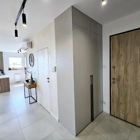 Sloneczny Apartament Blisko Zatoki Gdanskiej Apartman *